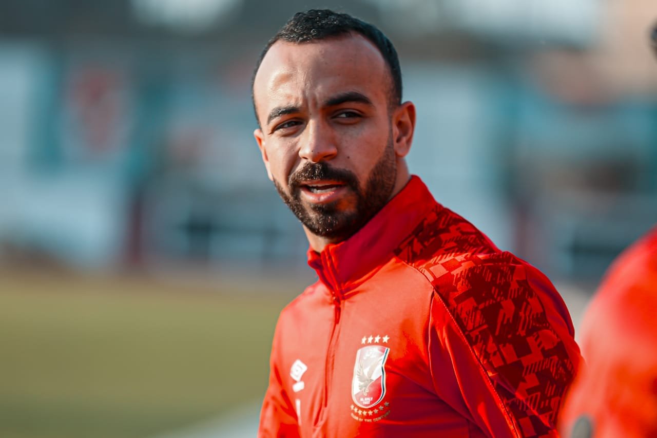 الأهلي يعلن تغريم الجهاز الفني للاعب أفشة وفقا للائحة