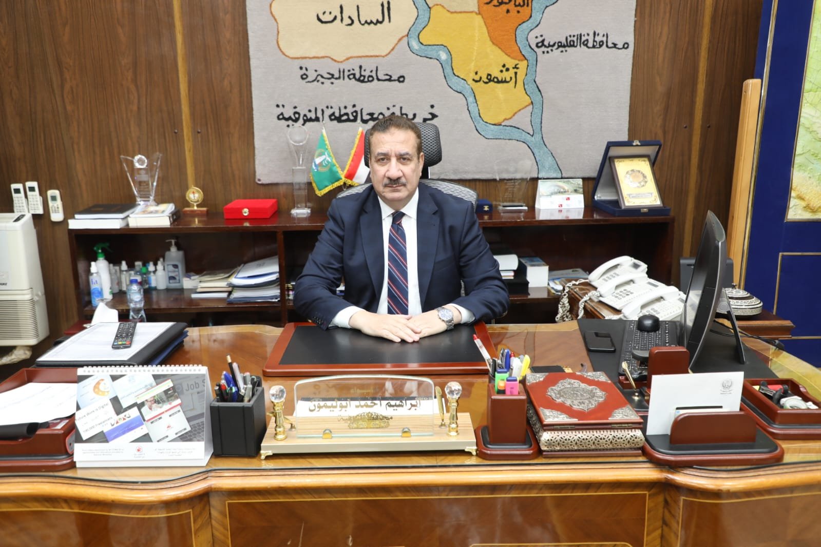 ضبط 24 شيكارة دقيق مدعم قبل بيعها وطن زيت طعام مجهول المصدر بالمنوفية 